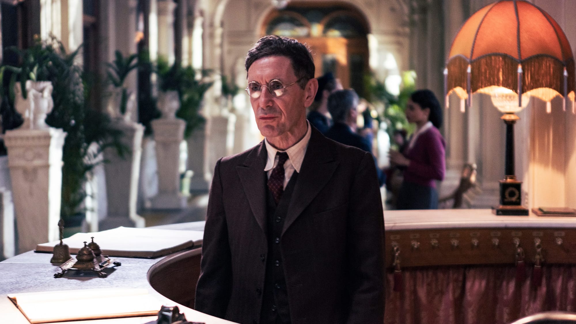 Paul McGann as Edmund Kind in 'Bookish' Season 1 