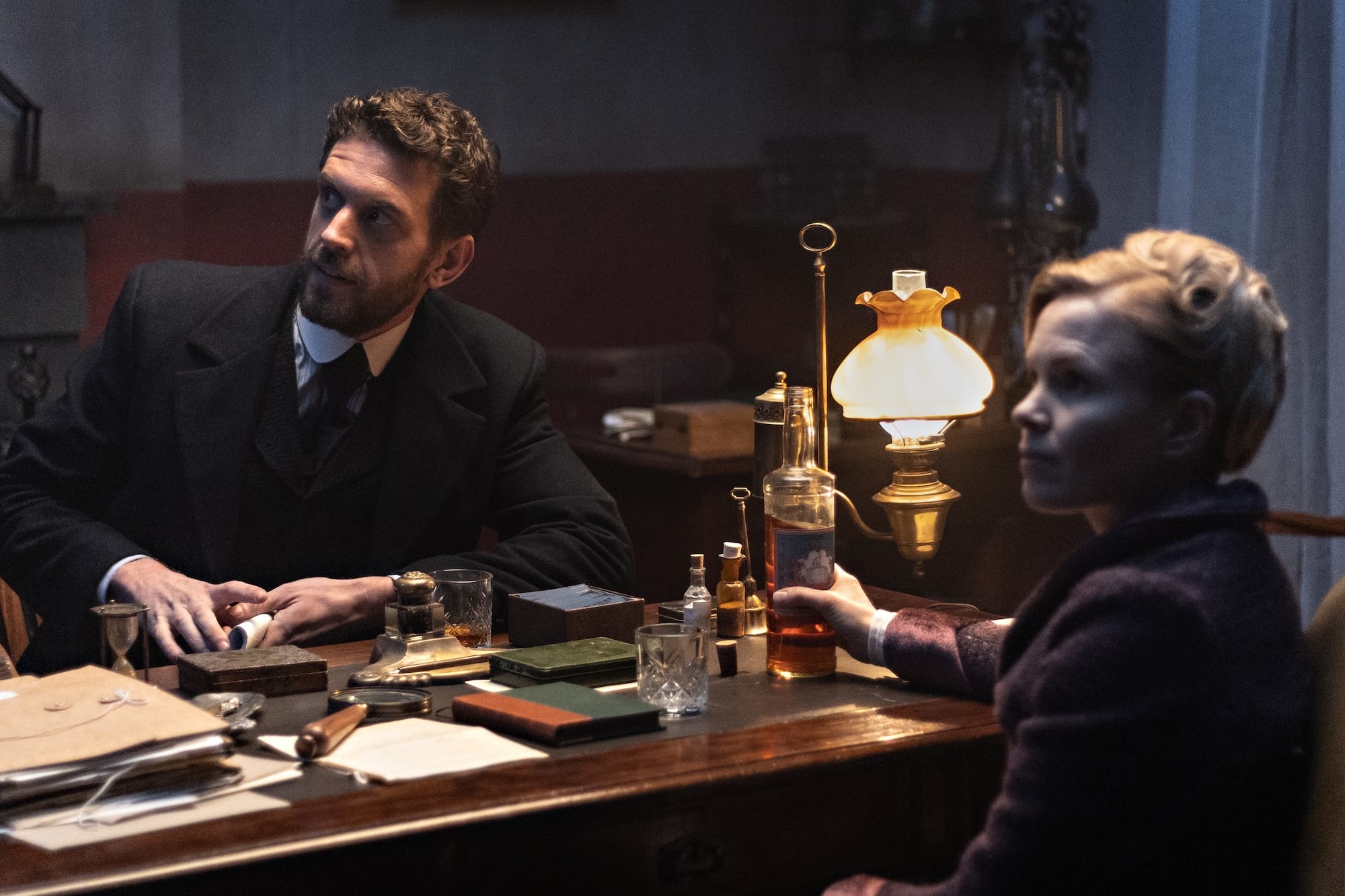 Tom Durant Prtchard and Kate Phillips in "Miss Scarlet" Season 6 