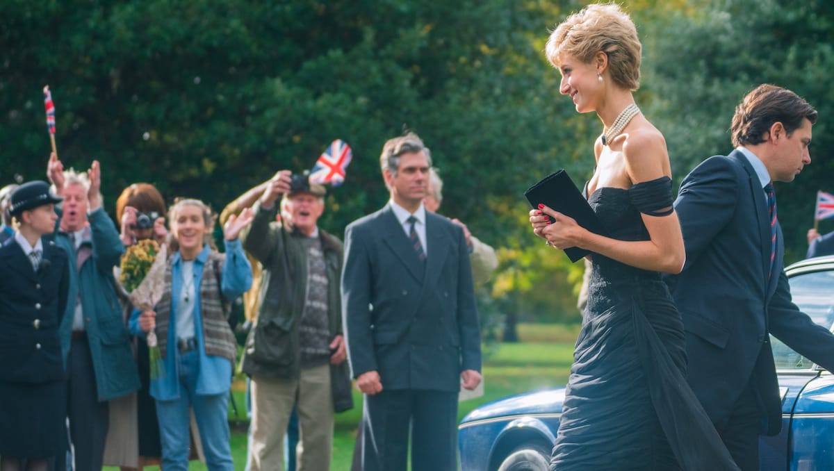 Elizabeth Debicki as Diana in The Crown Season 5 