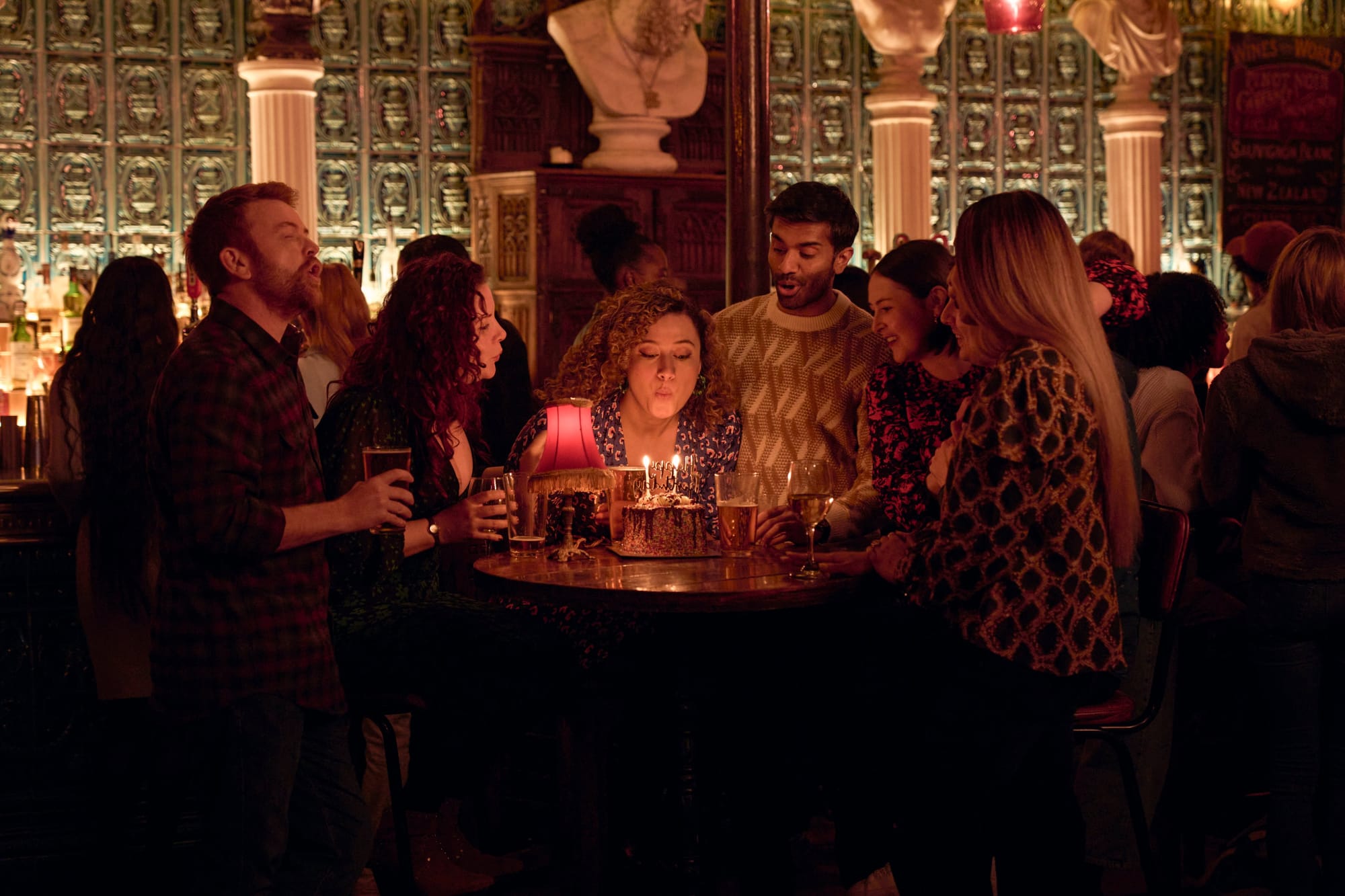 Rose Matafeo and the cast of "Starstruck" Season 3