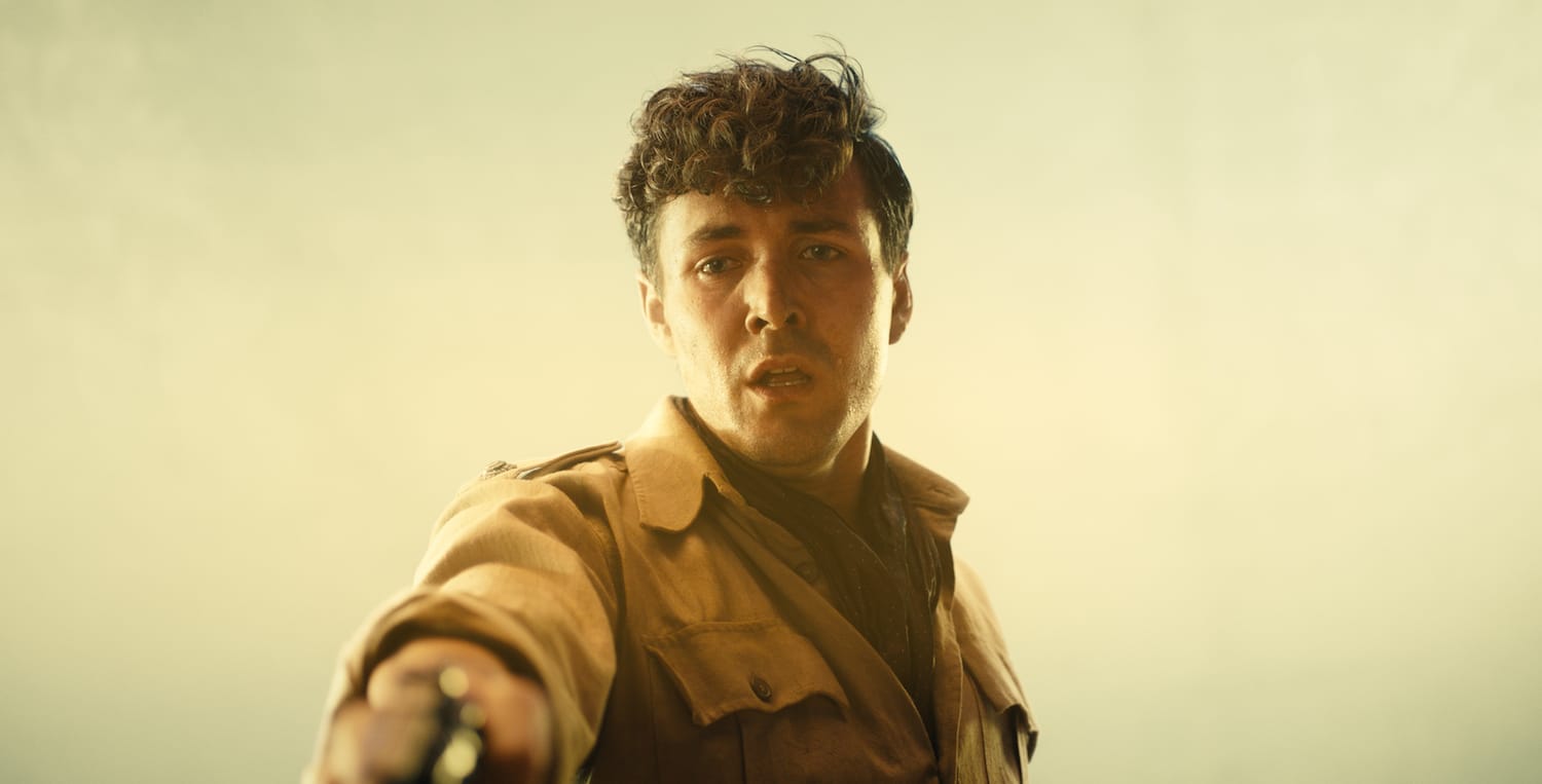 Harry (Jonah Hauer-King).