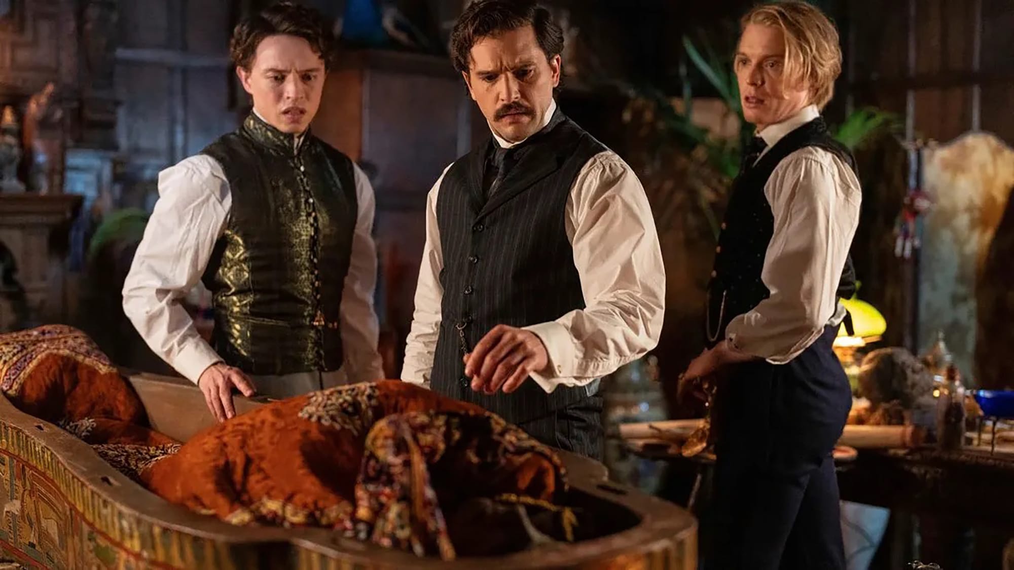 Colin Ryan as Monkhouse Lee, Kit Harington as Abercrombie Smith, and Freddie Fox as Edward Bellingham in 'Lot No. 249'