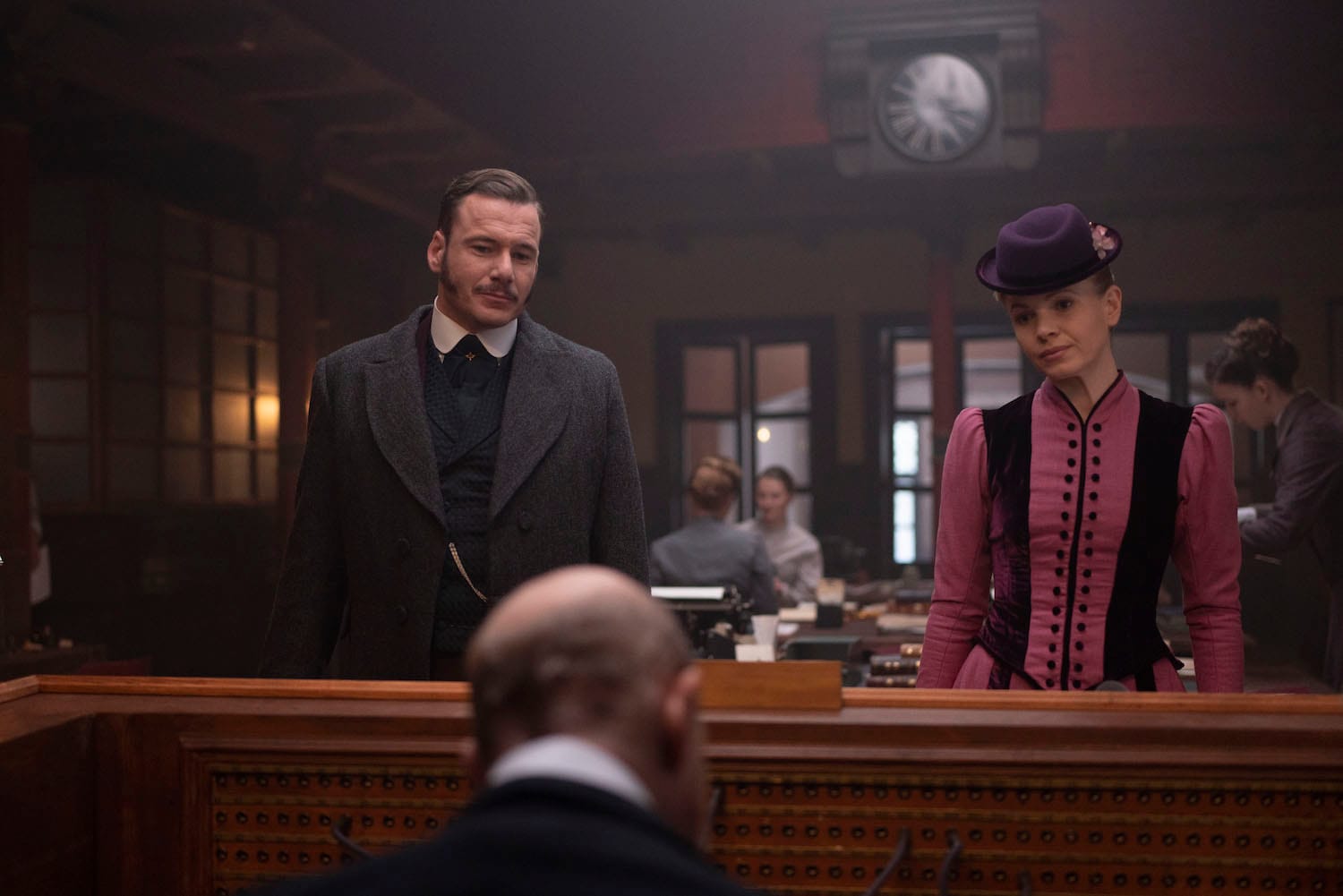 Kate Phillips and Felix Scott in "Miss Scarlet & the Duke' Season 4