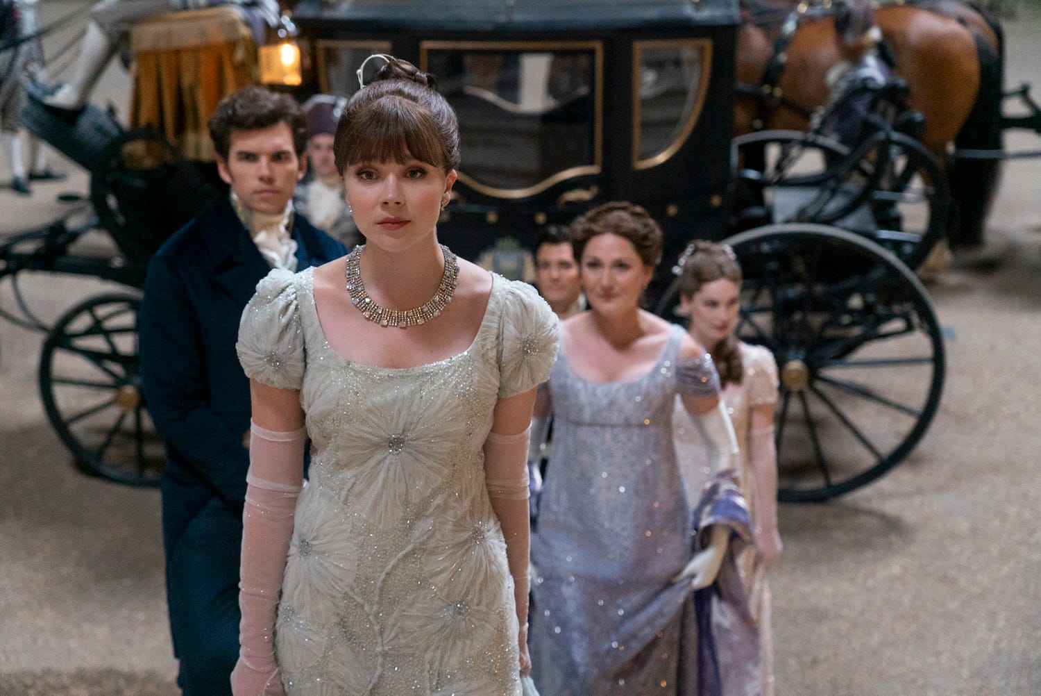 Claudia Jessie, Luke Newton, Ruth Gemmell, and Hannah Dodd in "Bridgerton" Season 3