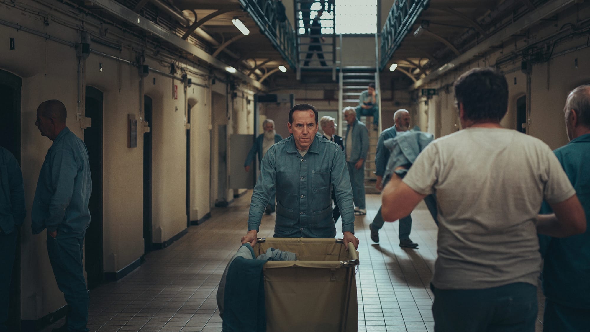 Ben Miller as Professor T working in the laundry in Professor T Season 3