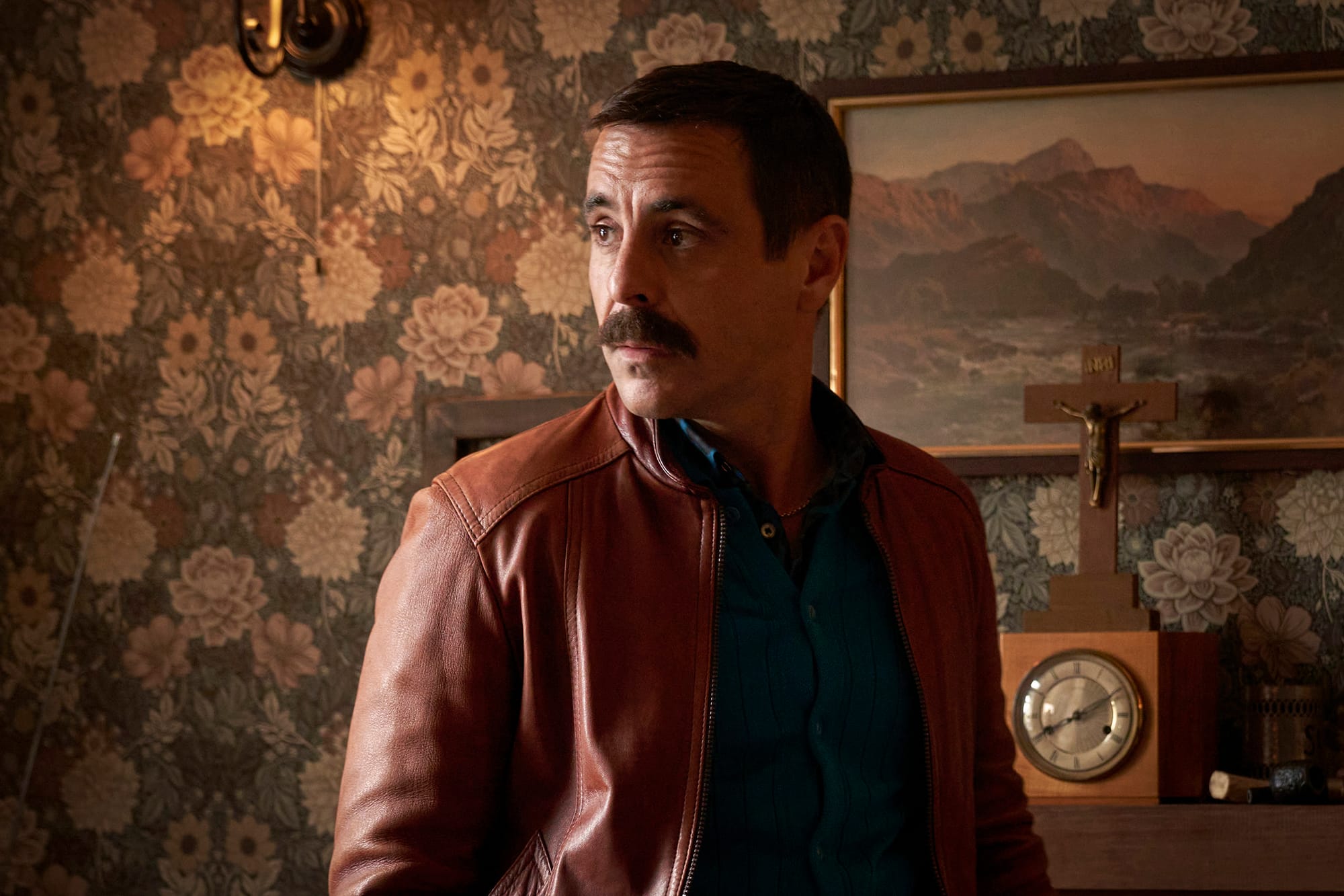 Emun Elliott as Kenny in 'Guilt' Season 3