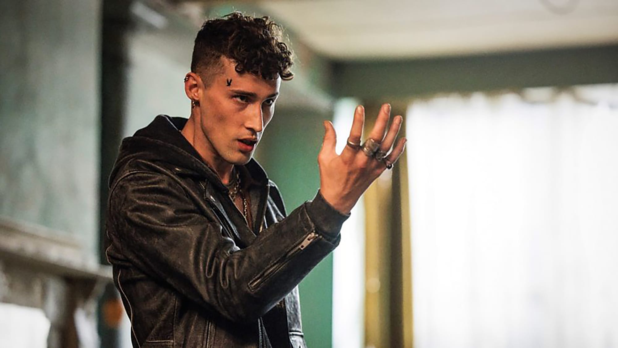 Sam Howard Sneyd as Silas in 'Domino Day: Lone Witch'