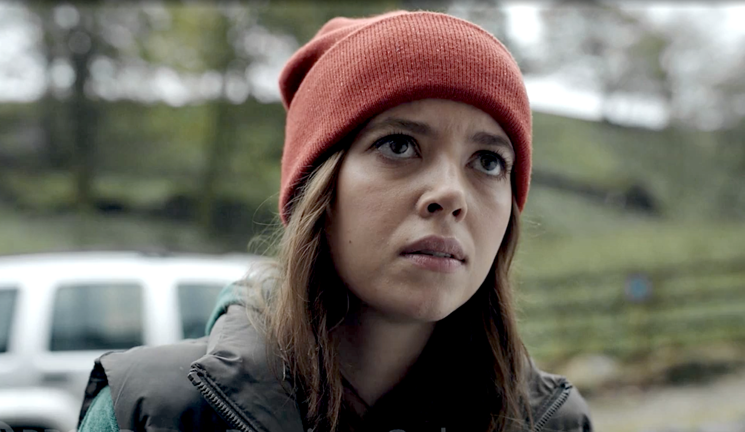 Molly Dixon (Megan Trower).