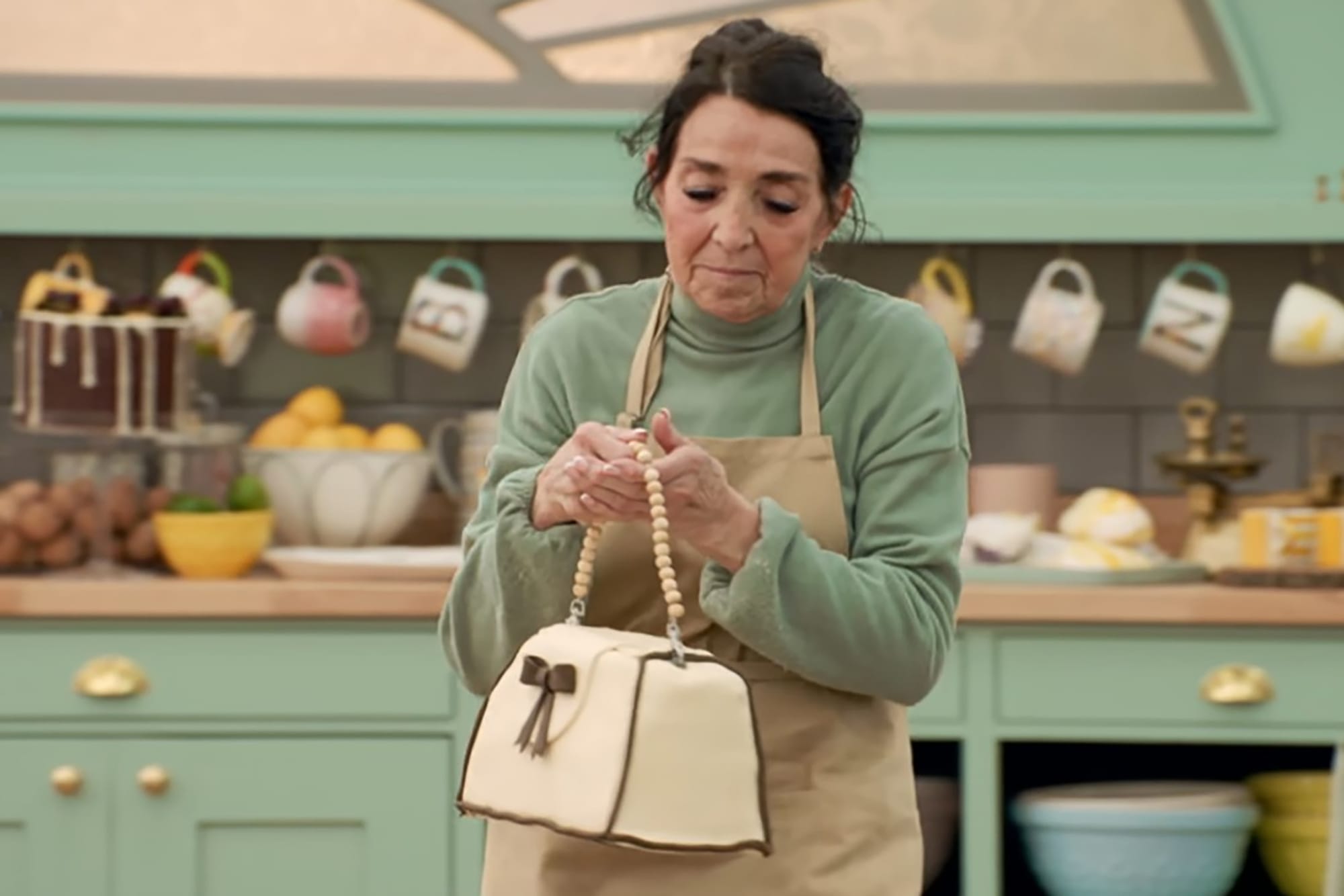 Hazel's 'Handbag' Showstopper from 'The Great British Baking Show' Season 15's Cake Week
