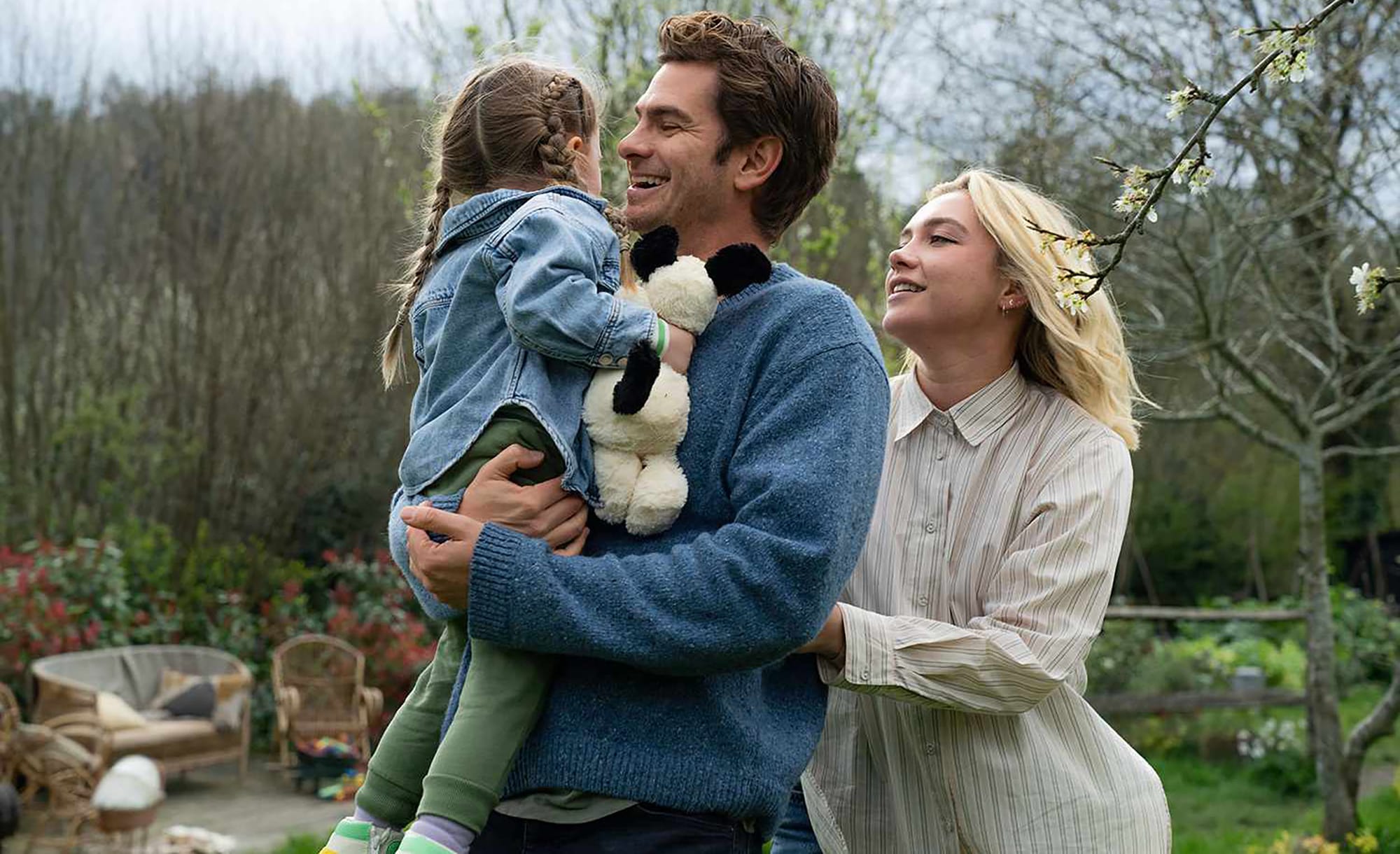 Andrew Garfield as Tobias, Florence Pugh as Almut, Grace Delaney as Ella in 'We Live In Time'