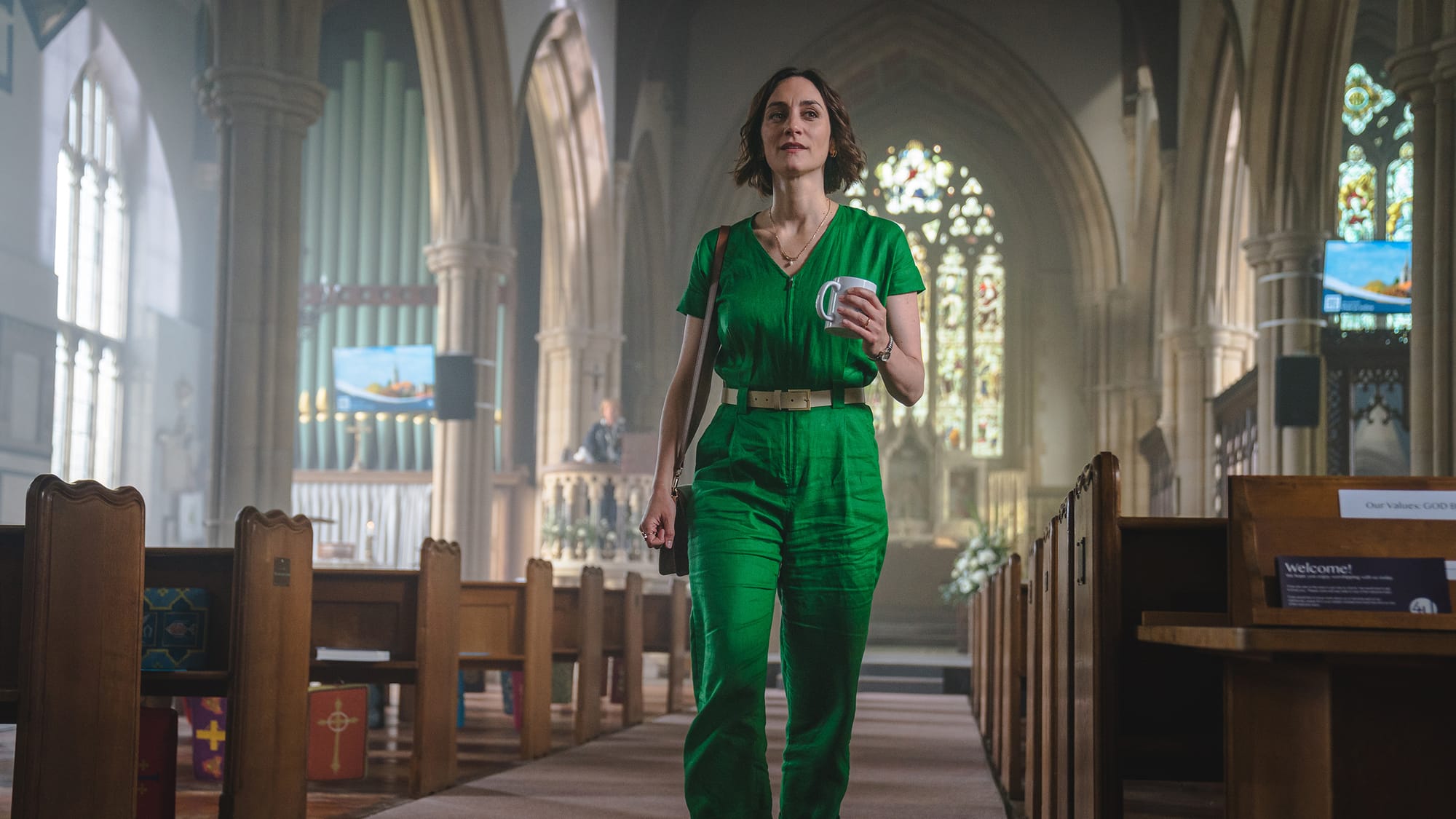 Cara Horgan as Becks Starling in 'The Marlow Murder Club' Season 1