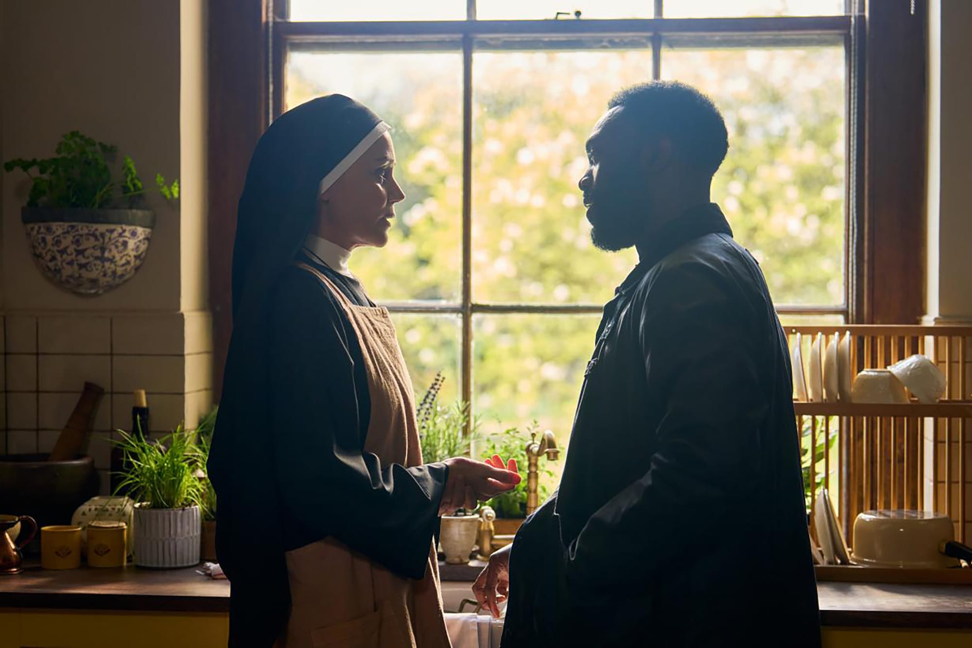 Keeley Hawes as Sister Anna and Paapa Essiedu as Rev David in 'Falling'