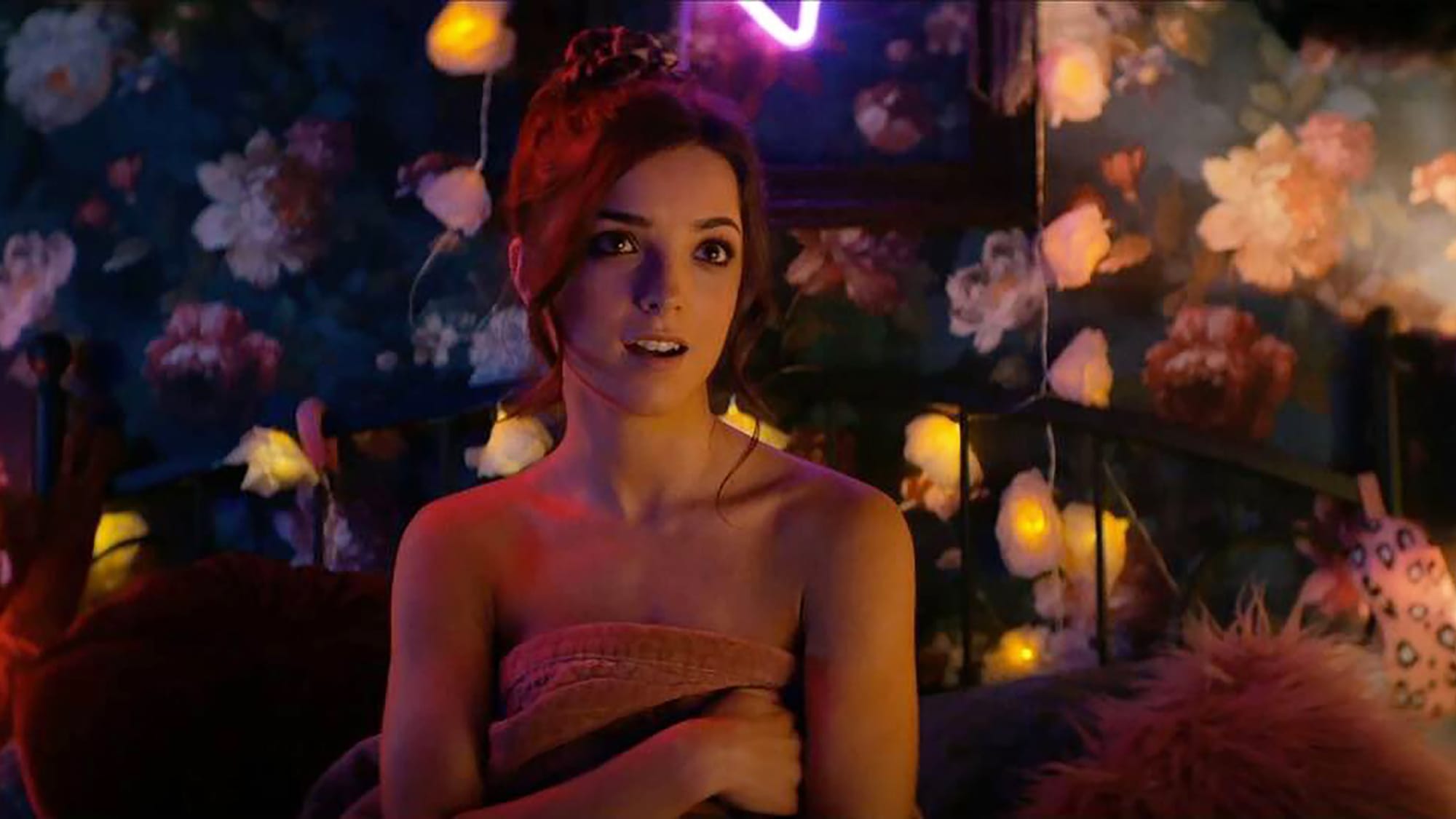 Jessica Reynolds as Georgia 'Kneecap'