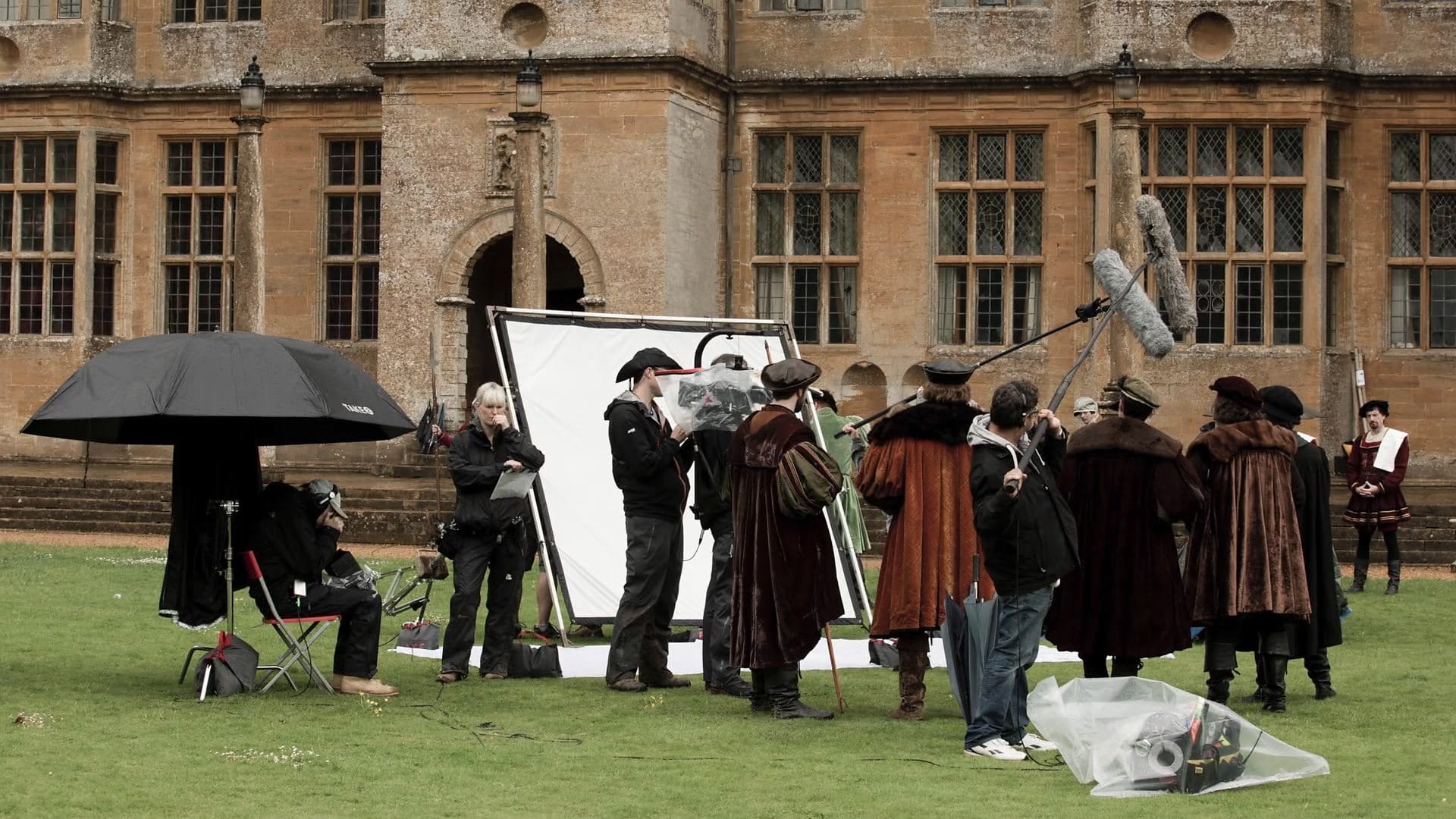 Behind the Scenes filming of 'Wolf Hall: The Mirror and the Light'