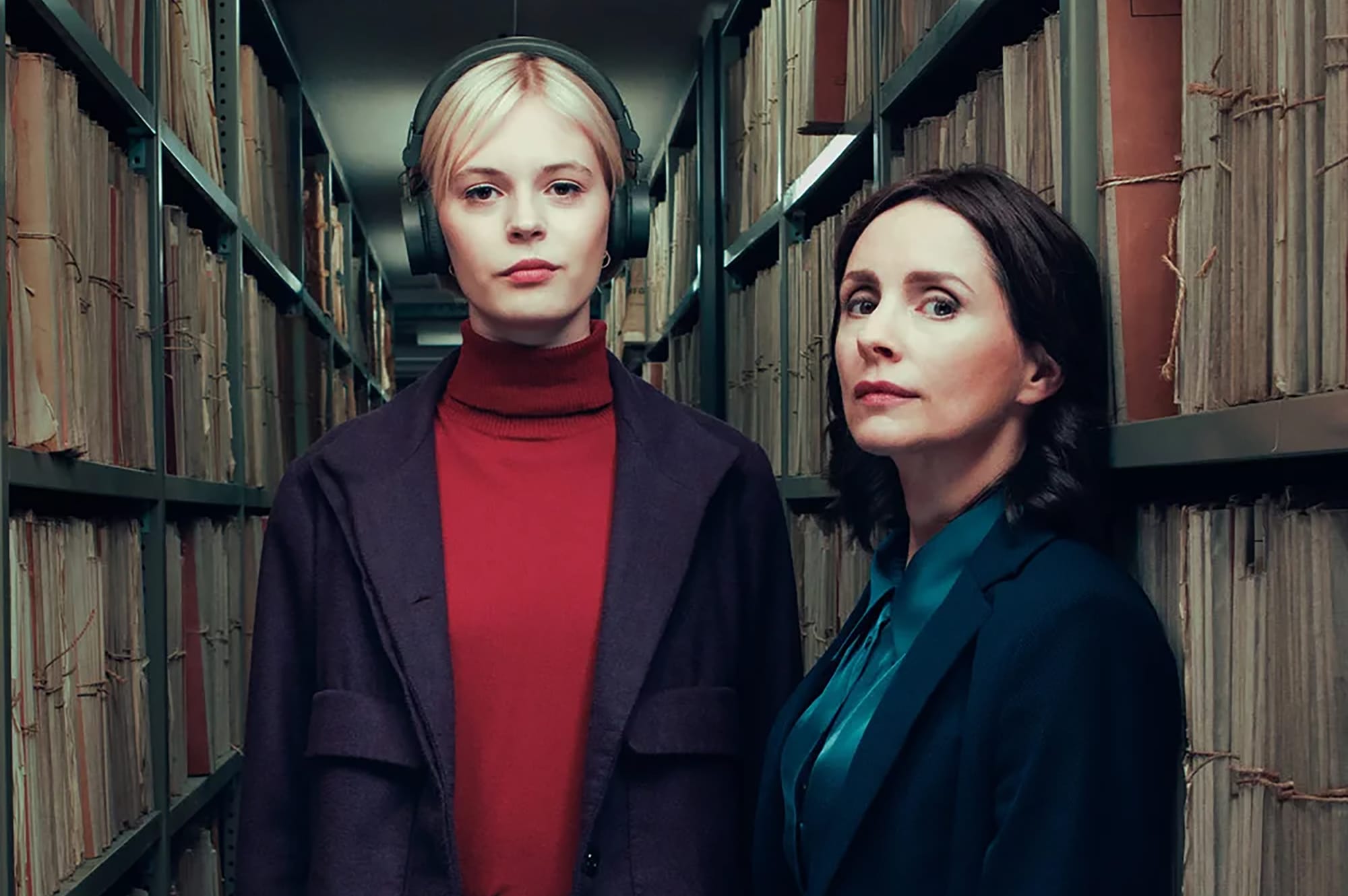 Ella Maisy Purvis and Laura Frasier in 'Patience' Season 1