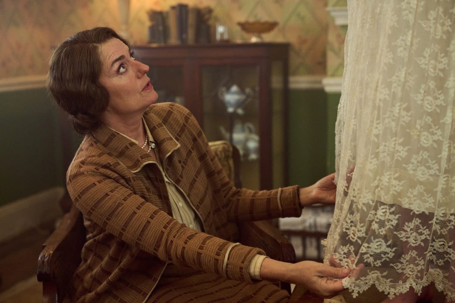 Anna Chancellor in "Outrageous"