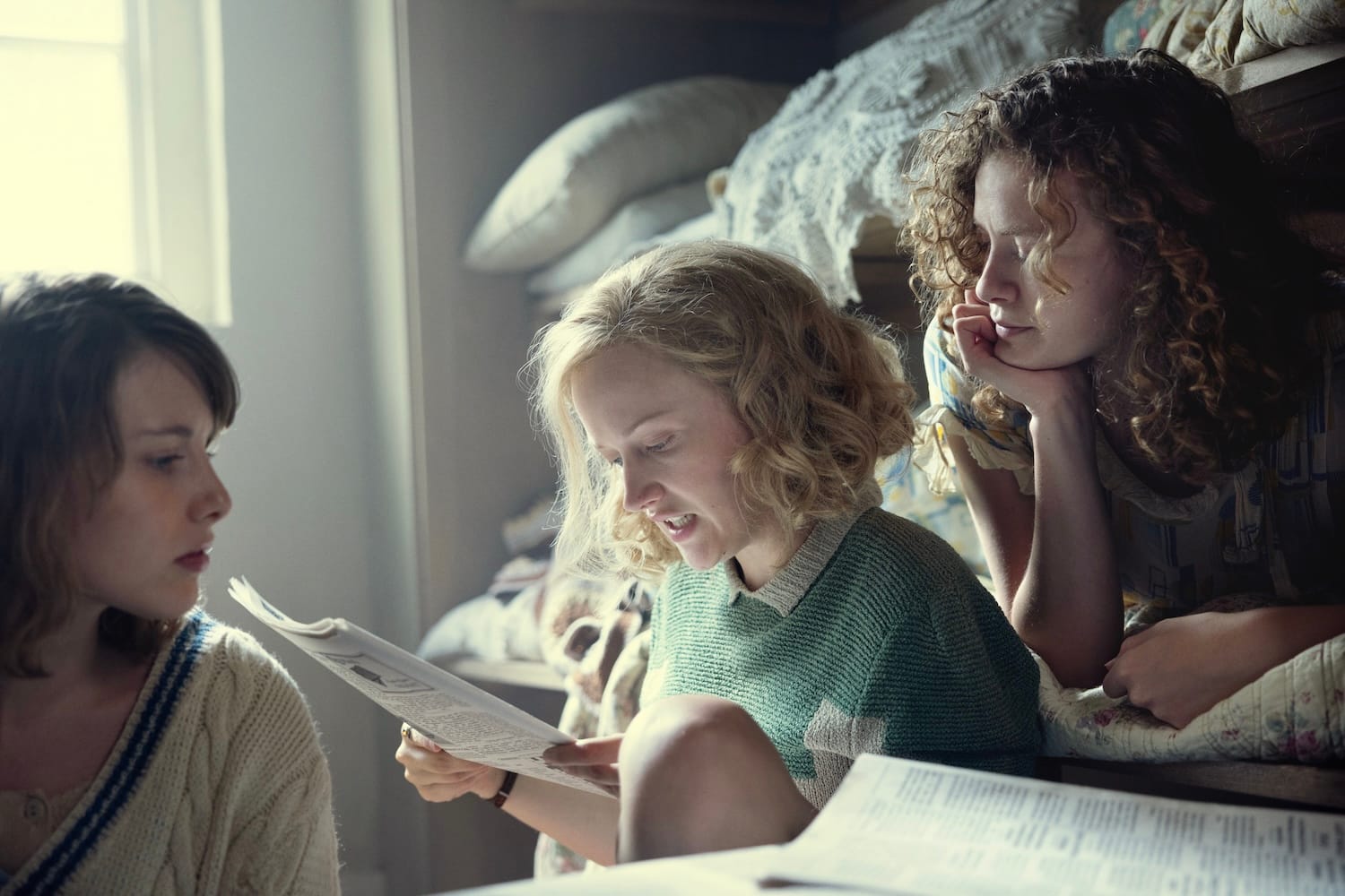  Zoe Brough, Shannon Watson, and Orla Hill in "Outrageous"