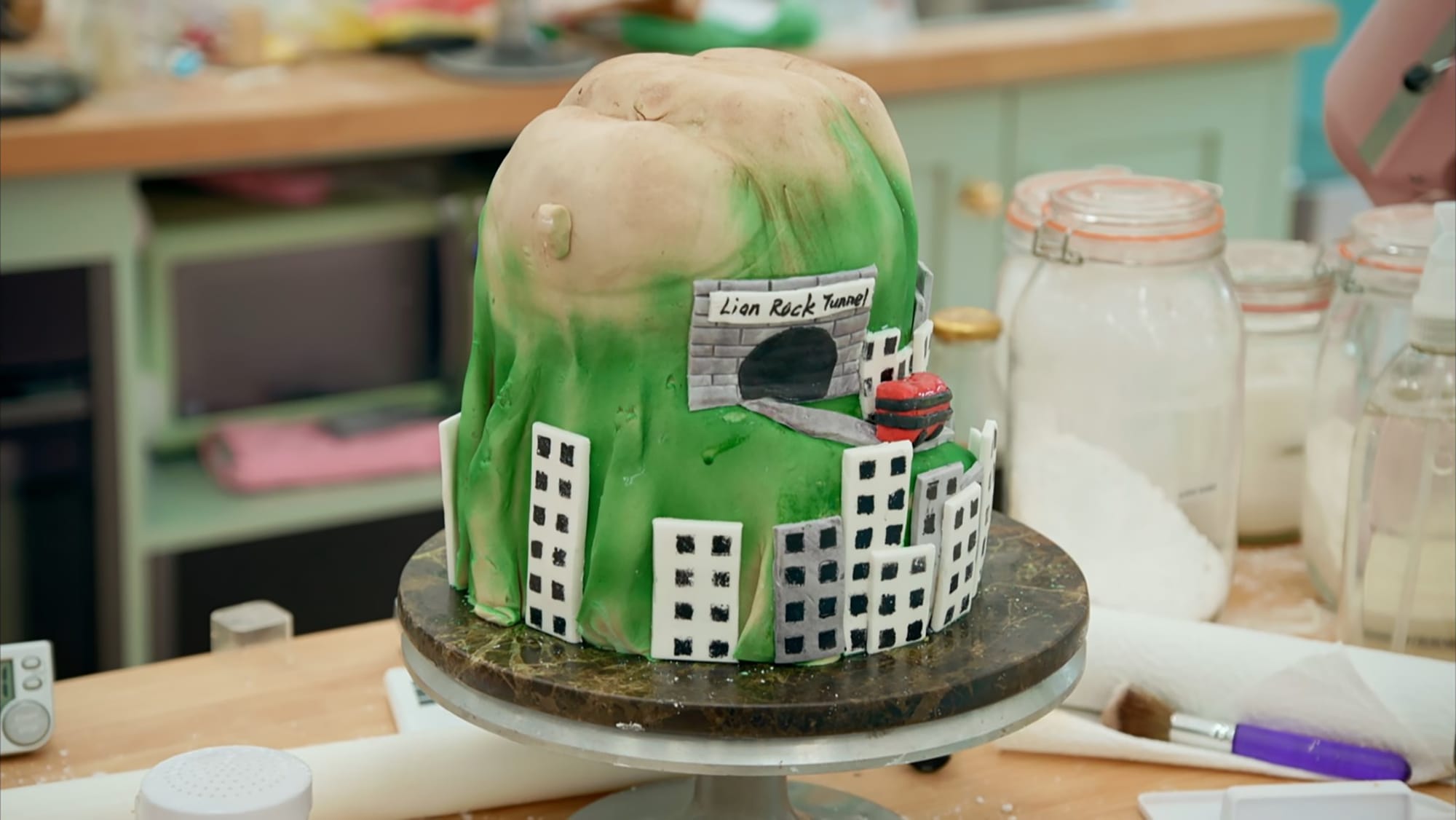 Pui Man's Hong Kong Lion Rock Showstopper from 'The Great British Baking Show' Season 16's Cake Week&nbsp;