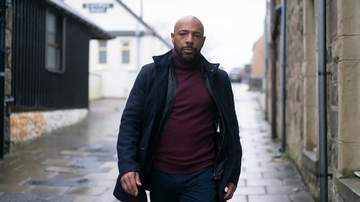 'Death in Paradise' Names Don Gilet as New Lead Detective for Season 14