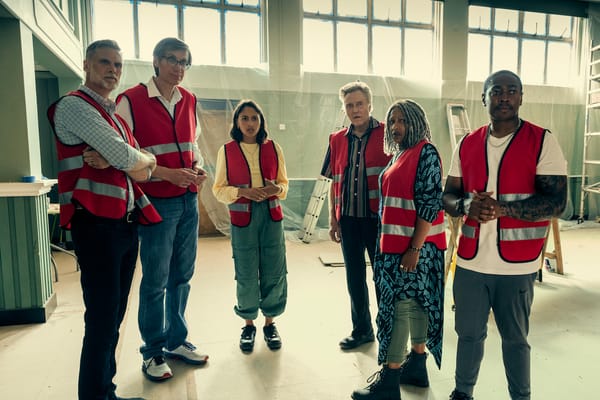 'The Outlaws' Season 2 Trailer Promises Another Wild Con